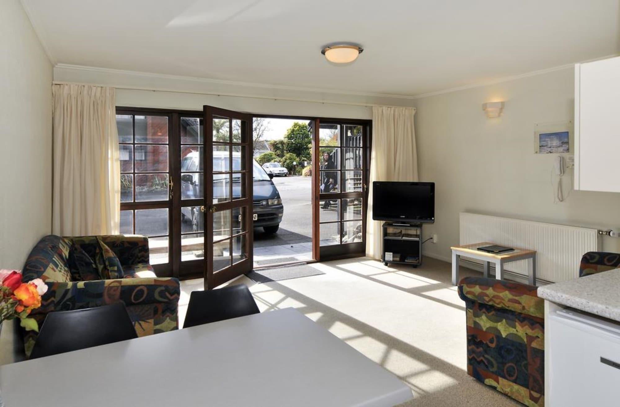 Wylie Court Motor Lodge Rotorua Exterior photo