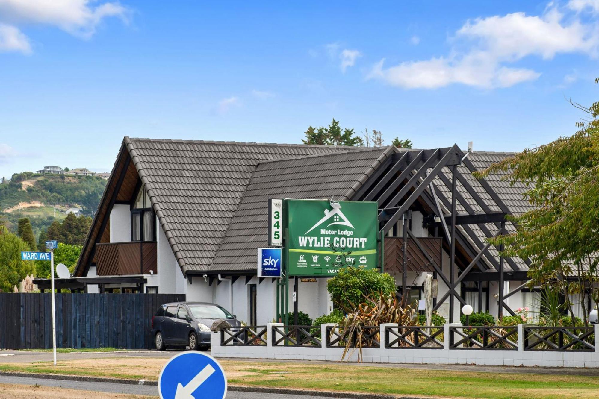 Wylie Court Motor Lodge Rotorua Exterior photo