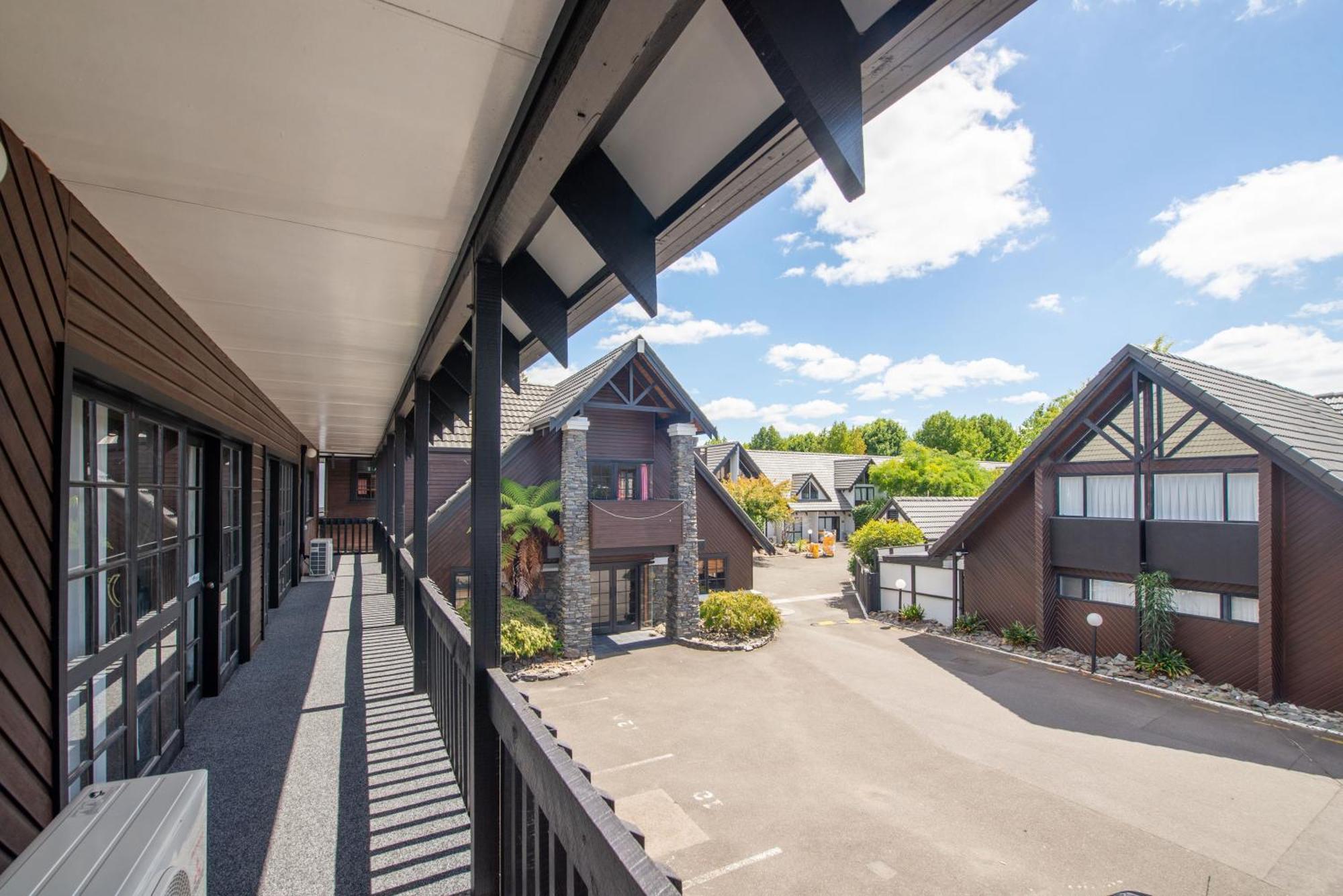 Wylie Court Motor Lodge Rotorua Exterior photo
